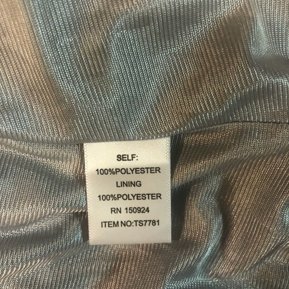 NWT Gray Vest - Picture 5 of 5